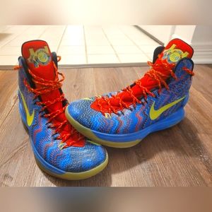 Nike | KD-5 CHRISTMAS EDITION | SIZE 13 | LIMITED EDITION, RELEASE 12-26-2012